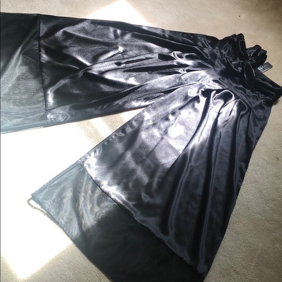 Gracia new with tag wide leg pants